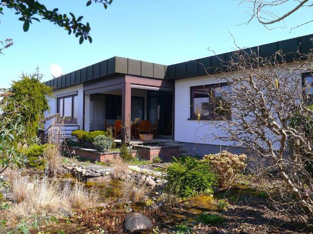 Haus zum Kaufen in Oberboihingen 599.000,00 EUR 198.37 m²