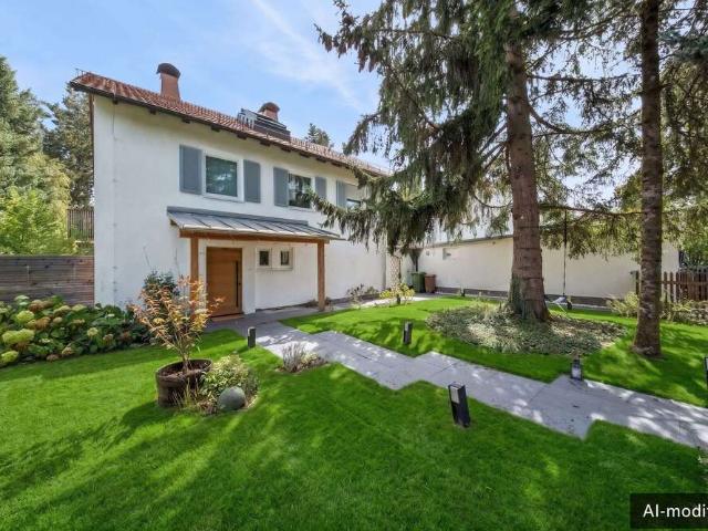Haus zum Kaufen in Oberhaching 2.100.000,00 EUR 178 m²