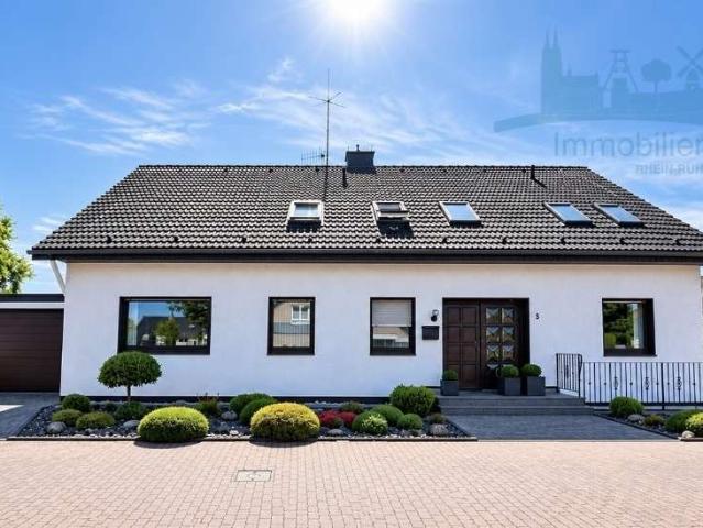 Haus zum Kaufen in Oberhausen 699.000,00 EUR 226.87 m²
