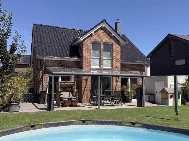 Haus zum Kaufen in Oberhausen 950.000,00 EUR 140.7 m²