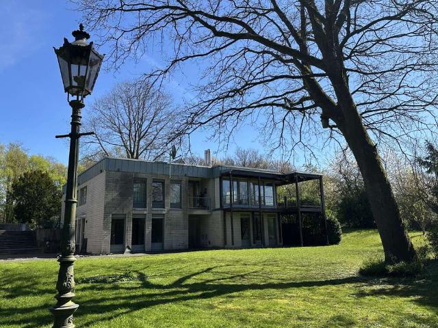 Haus zum Kaufen in Oberhausen 1.585.000,00 EUR 321 m²