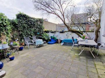 Haus zum Kaufen in Oberhausen 255.000,00 EUR 222.35 m²
