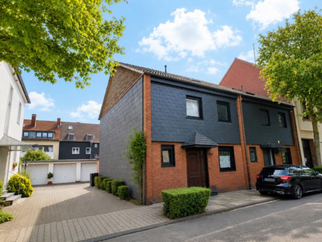 Haus zum Kaufen in Oberhausen 299.500,00 EUR 131.69 m²