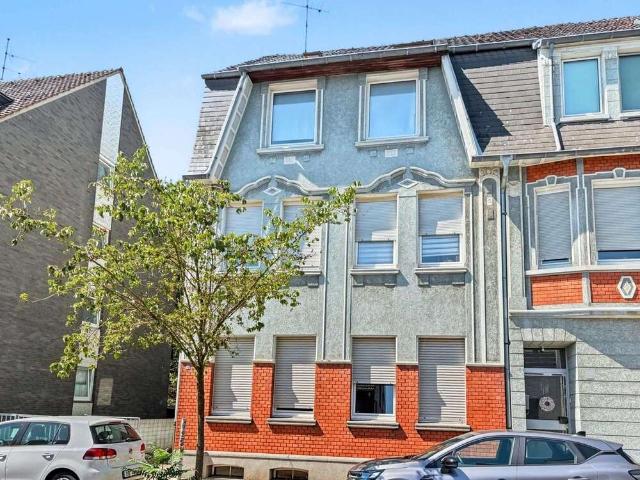 Haus zum Kaufen in Oberhausen 320.000,00 EUR 185 m²