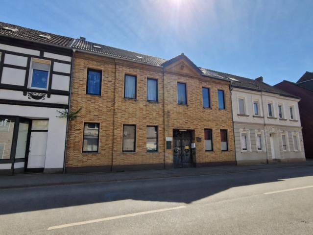 Haus zum Kaufen in Oberhausen 349.000,00 EUR 385 m²