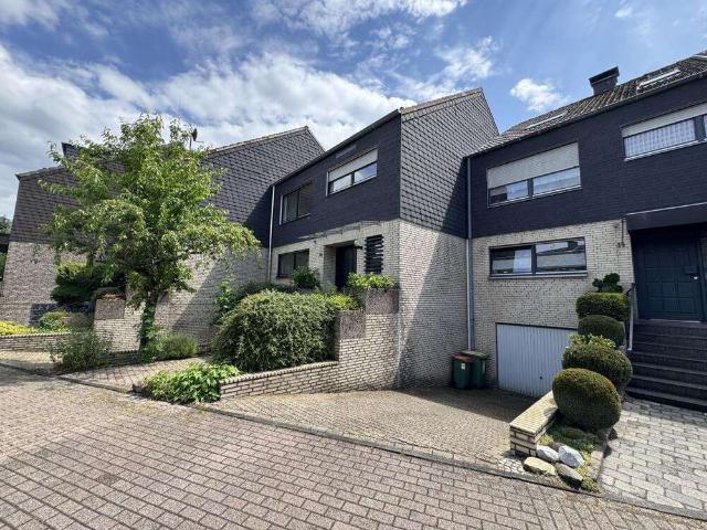 Haus zum Kaufen in Oberhausen 389.000,00 EUR 204.31 m²