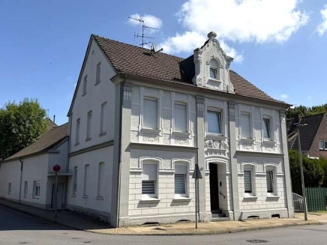 Haus zum Kaufen in Oberhausen 399.000,00 EUR 278 m²