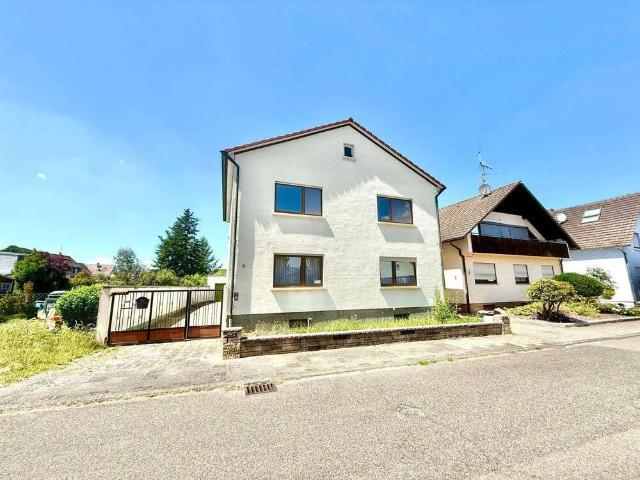 Haus zum Kaufen in Oberhausen Rheinhausen 414.000,00 EUR 194.85 m²
