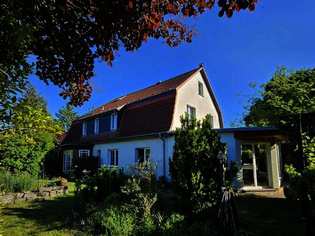 Haus zum Kaufen in Oberkrämer 830.000,00 EUR 335.59 m²