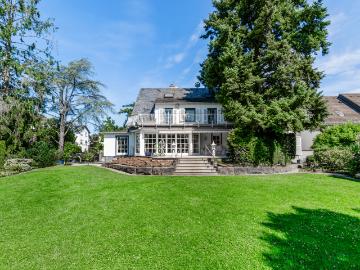 Haus zum Kaufen in Obertshausen 1.690.000,00 EUR 469 m²