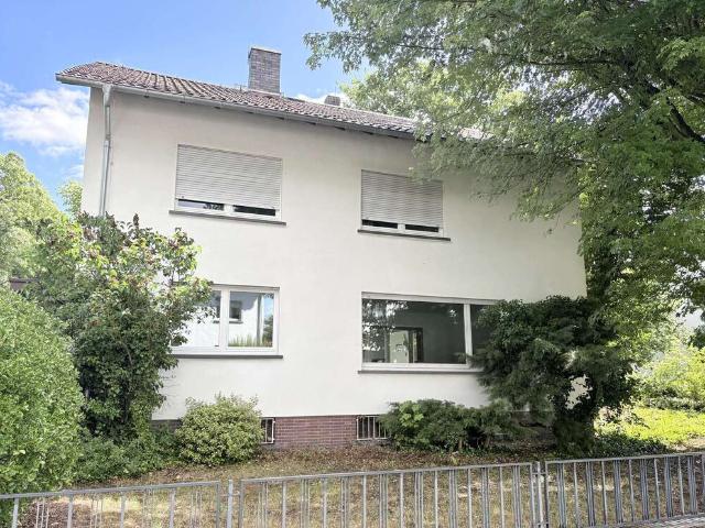 Haus zum Kaufen in Obertshausen 695.000,00 EUR 190 m²