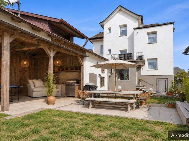 Haus zum Kaufen in Oberursel Taunus 1.290.000,00 EUR 194 m²