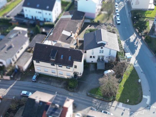 Haus zum Kaufen in Oberursel 2.695.000,00 EUR 388.83 m²