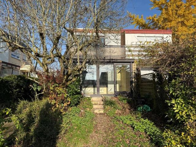 Haus zum Kaufen in Oberursel 310.000,00 EUR 82.76 m²