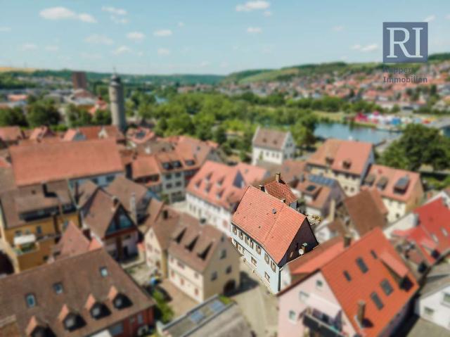 Haus zum Kaufen in Ochsenfurt 349.000,00 EUR 272 m²