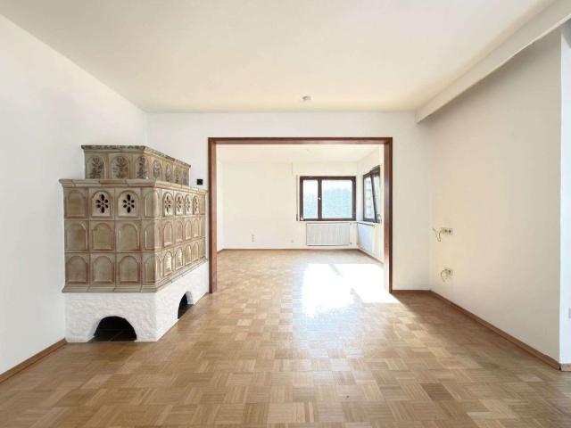 Haus zum Kaufen in Ochsenhausen 450.000,00 EUR 200 m²