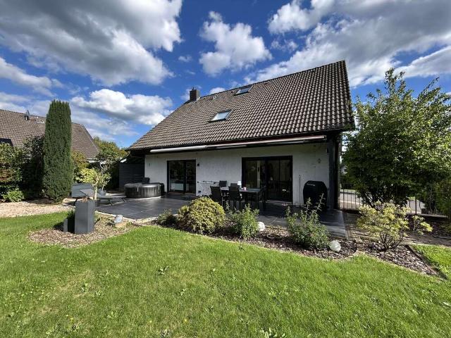 Haus zum Kaufen in Odenthal 829.000,00 EUR 208 m²