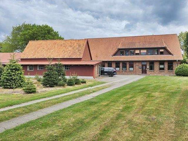 Haus zum Kaufen in Oerel 380.000,00 EUR 255 m²