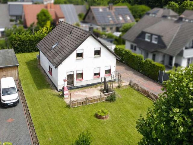 Haus zum Kaufen in Oerlinghausen 269.000,00 EUR 110.64 m²