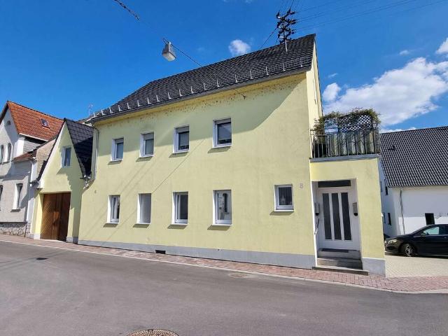 Haus zum Kaufen in Oestrich Winkel 585.000,00 EUR 120 m²
