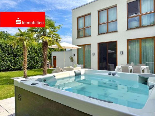 Haus zum Kaufen in Offenbach 1.295.000,00 EUR 194.42 m²