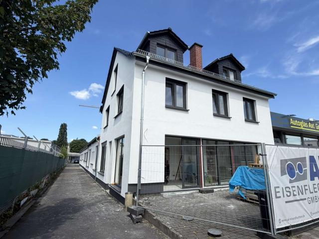 Haus zum Kaufen in Offenbach 2.222.222,00 EUR 371 m²