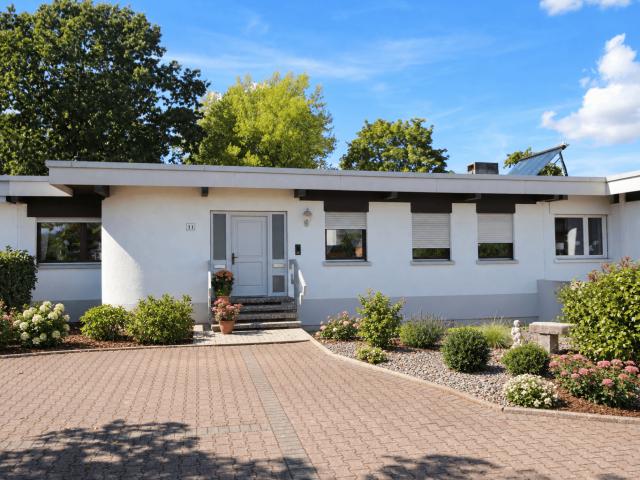 Haus zum Kaufen in Offenburg 527.000,00 EUR 188.44 m²