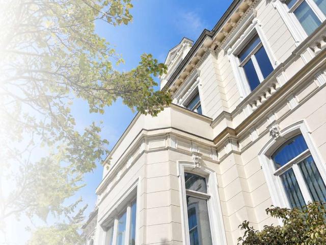 Haus zum Kaufen in Oldenburg 2.300.000,00 EUR 514 m²