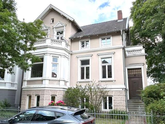Haus zum Kaufen in Oldenburg 829.000,00 EUR 296 m²