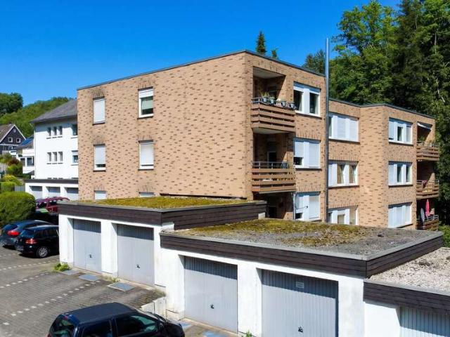 Haus zum Kaufen in Olpe 1.249.000,00 EUR 699.9 m²