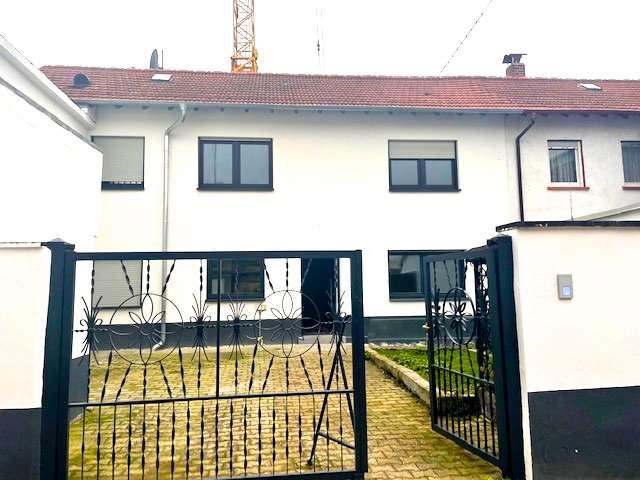 Haus zum Kaufen in Osthofen 379.000,00 EUR 143 m²