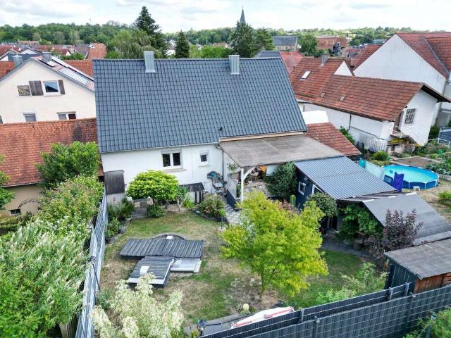 Haus zum Kaufen in Östringen 449.000,00 EUR 150 m²