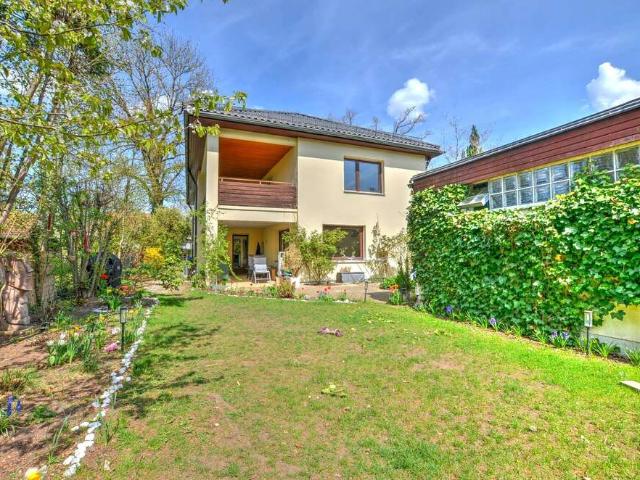 Haus zum Kaufen in Ottobrunn 1.395.000,00 EUR 241 m²