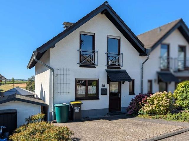 Haus zum Kaufen in Overath 377.000,00 EUR 142 m²
