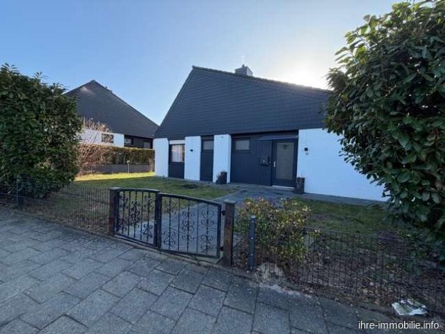 Haus zum Kaufen in Oyten 398.000,00 EUR 204 m²