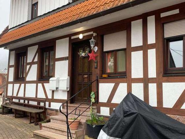 Haus zum Kaufen in Loffenau 299.000,00 EUR 213 m²