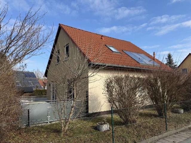 Haus zum Kaufen in Lohmen 360.000,00 EUR 118 m²
