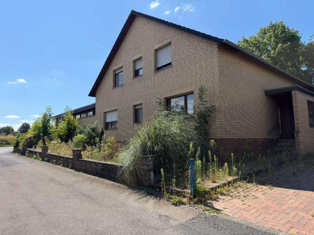 Haus zum Kaufen in Löhne 299.000,00 EUR 212.65 m²
