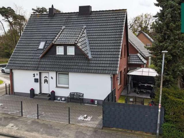 Haus zum Kaufen in Lohne 379.000,00 EUR 143 m²