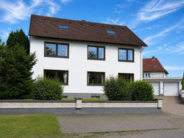 Haus zum Kaufen in Löhne 415.000,00 EUR 233 m²