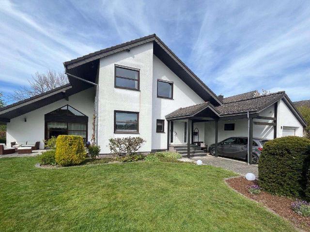 Haus zum Kaufen in Löhne 448.000,00 EUR 199 m²
