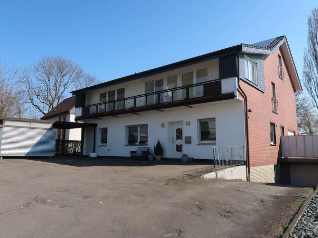 Haus zum Kaufen in Löhne 489.000,00 EUR 338 m²