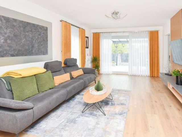 Haus zum Kaufen in Löhne 539.000,00 EUR 208 m²