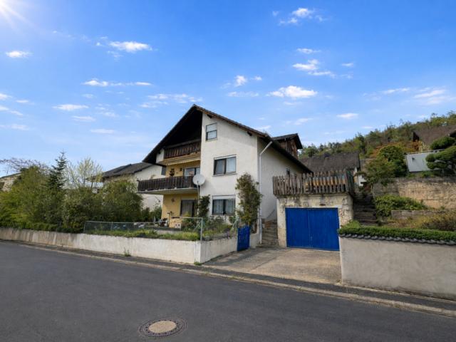 Haus zum Kaufen in Lohr 449.000,00 EUR 235 m²