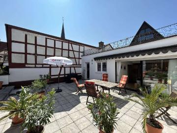 Haus zum Kaufen in Lohr 895.000,00 EUR 245 m²