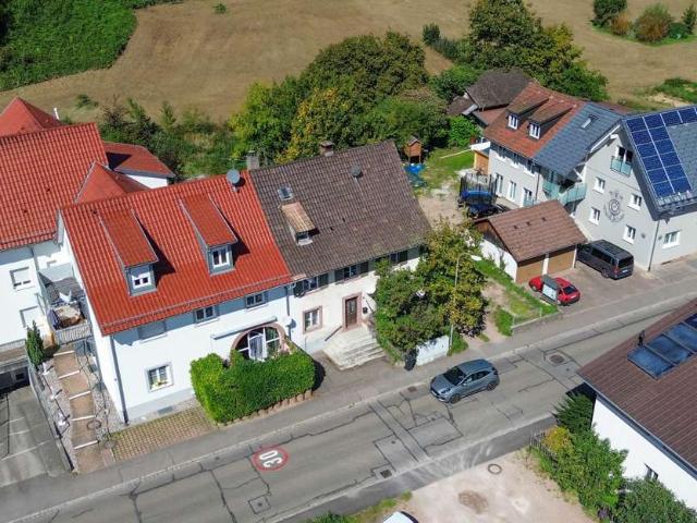 Haus zum Kaufen in Lörrach Hauingen 299.000,00 EUR 160.46 m²