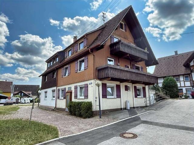 Haus zum Kaufen in Loßburg 328.000,00 EUR 151 m²