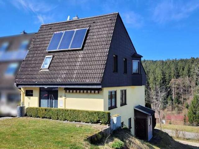 Haus zum Kaufen in Lossburg 390.000,00 EUR 154 m²