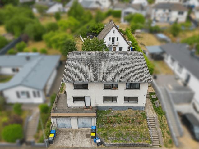 Haus zum Kaufen in Laubach 396.000,00 EUR 305 m²