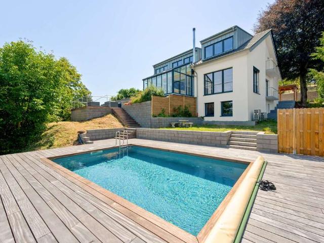 Haus zum Kaufen in Laubenheim 1.095.000,00 EUR 315 m²